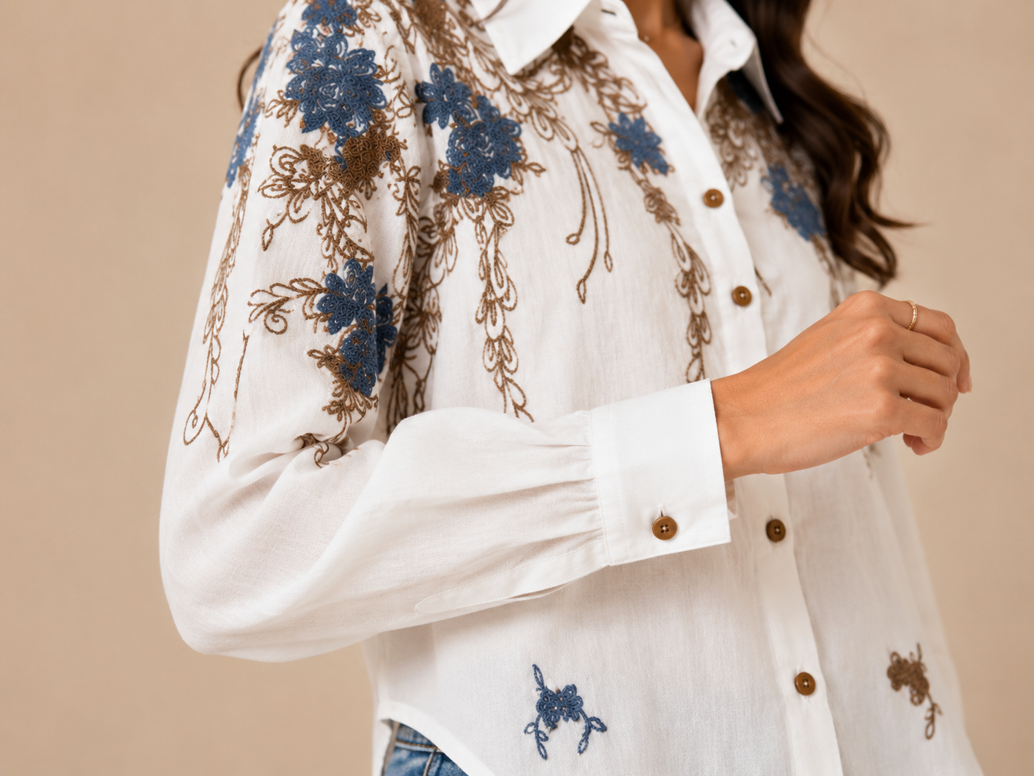  Élan Embroidered Shirt